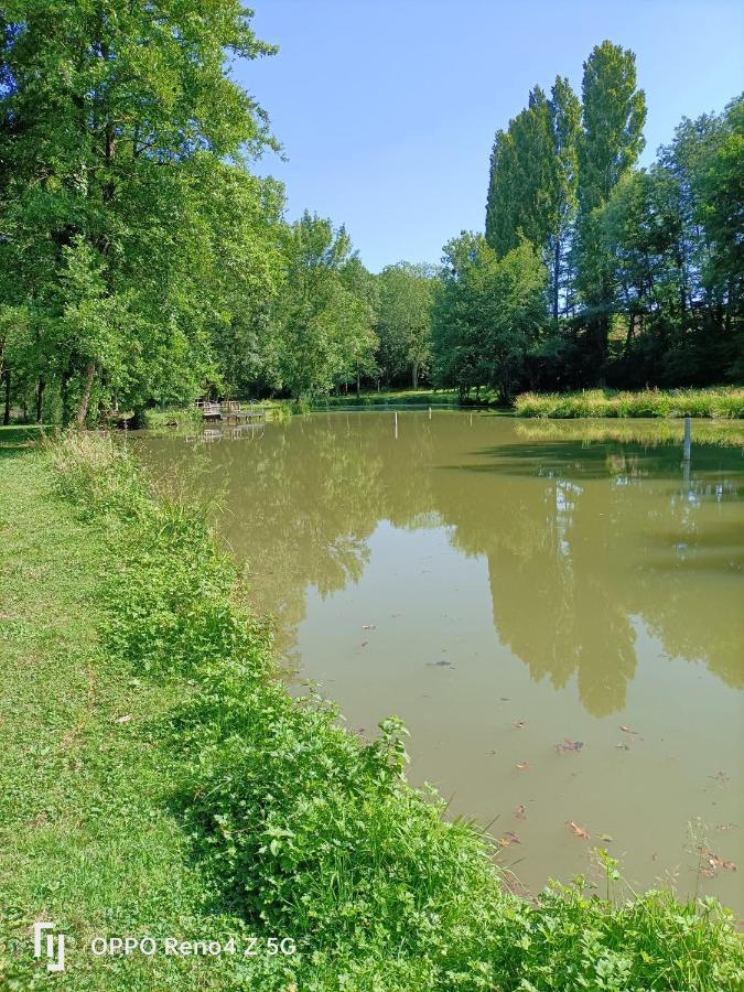 Gite Insolite Le Pressoir En Touraine Vallières-les-Grandes Exteriér fotografie